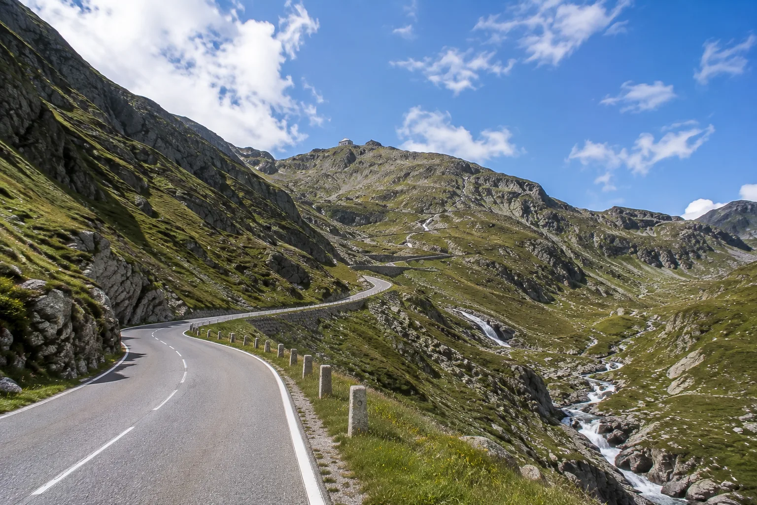 Nufenenpass / Passo della Novena